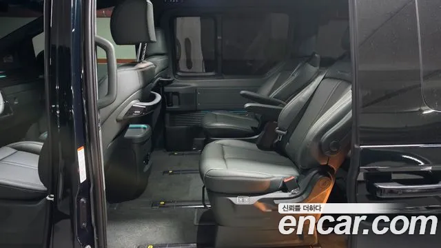 Hyundai Staria — Фото автомобиля 8
