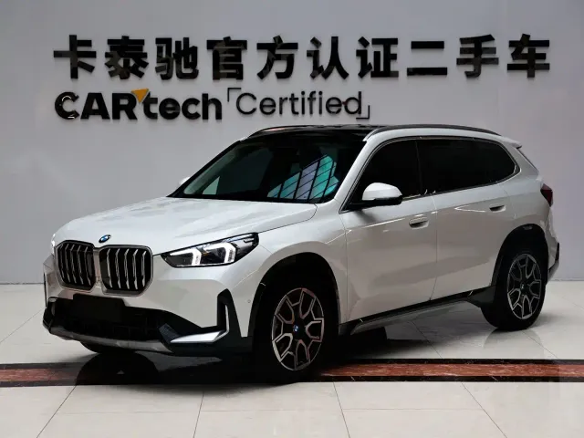 Фотография автомобиля — BMW X1