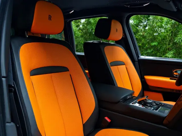 Rolls-Royce Cullinan — Фото автомобиля 19