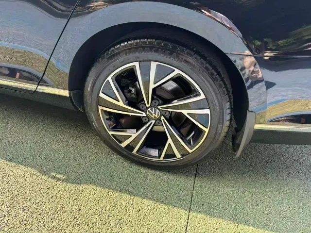 Volkswagen Magotan — Фото автомобиля 7