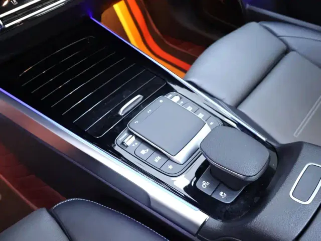 Mercedes-Benz GLB AMG — Фото автомобиля 12