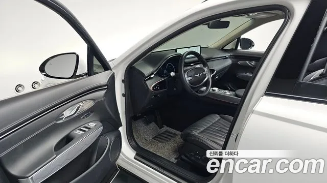 Genesis GV70 2.5T Бензин AWD — Фото автомобиля 10