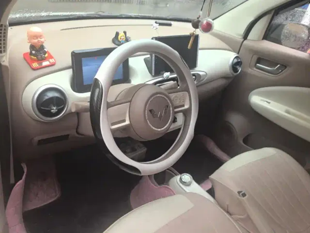 Wuling Hongguang Mini EV — Фото автомобиля 12