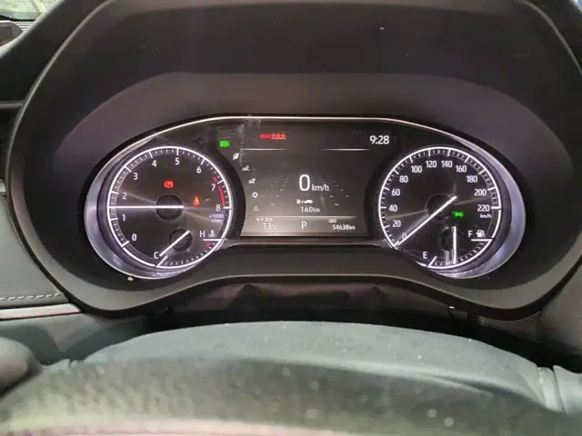 Toyota Harrier — Фото автомобиля 4