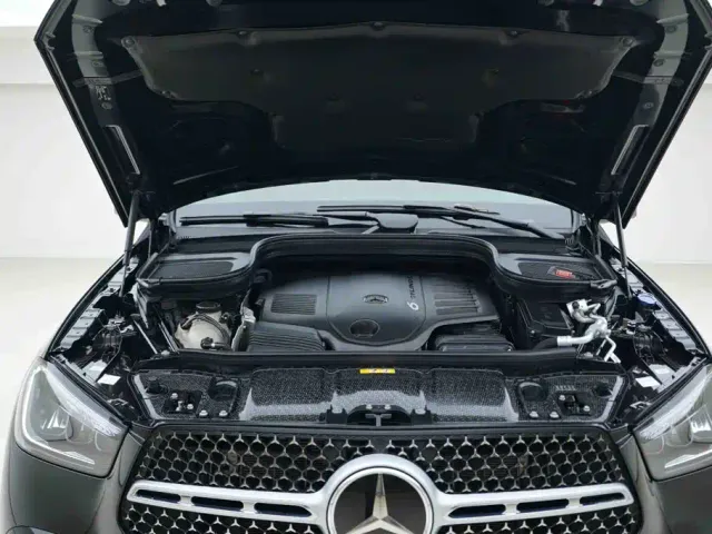 Mercedes-Benz GLE-Class — Фото автомобиля 6