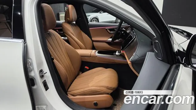 Mercedes-Benz E-Class W214 — Фото автомобиля 15