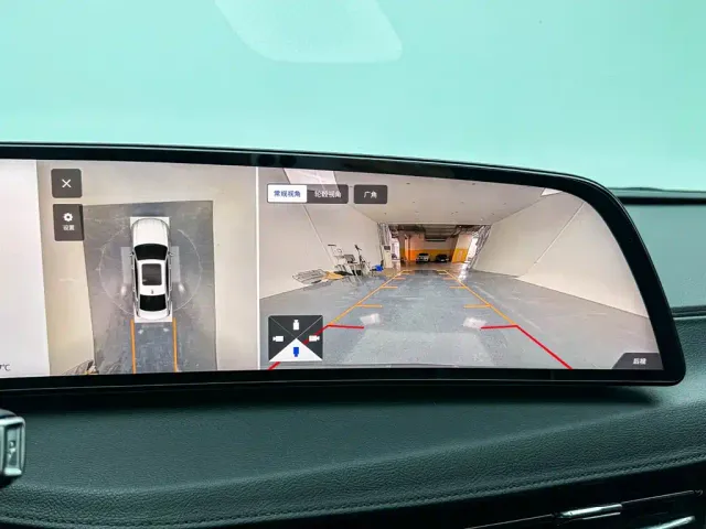 Cadillac CT6 — Фото автомобиля 16