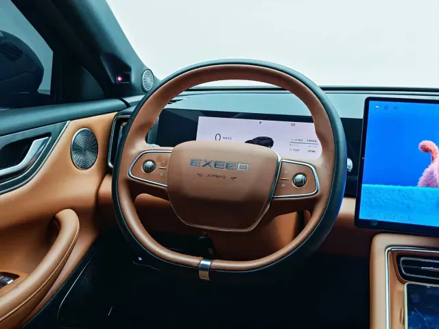 Exeed Starway E05 — Фото автомобиля 17