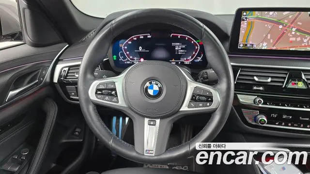 BMW 5 Series G30 — Фото автомобиля 12