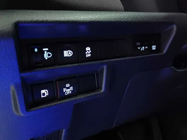 Toyota Sienna — Фото автомобиля 10
