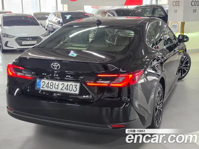 Toyota Camry XV80 — Фото автомобиля 2