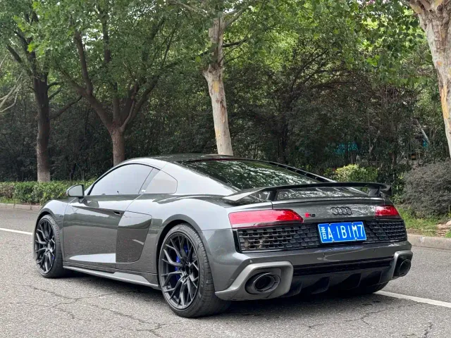 Audi R8 — Фото автомобиля 4