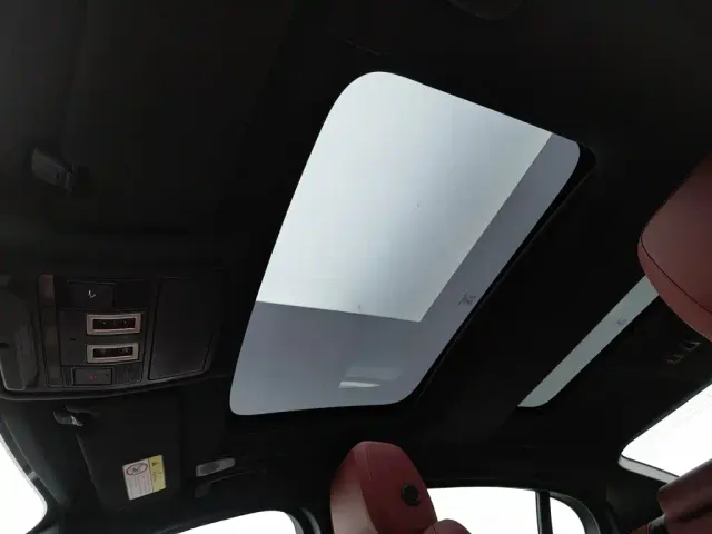 Jaguar XEL — Фото автомобиля 14