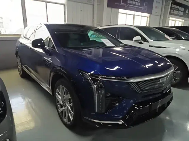 Cadillac Optiq — Фото автомобиля 3