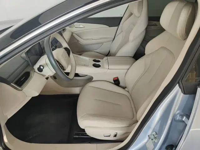 Forthing Xinghai S7 — Фото автомобиля 14