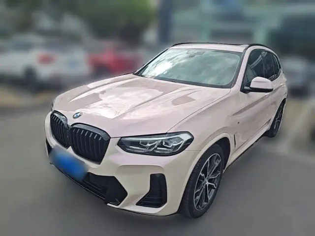 Фотография автомобиля — BMW X3