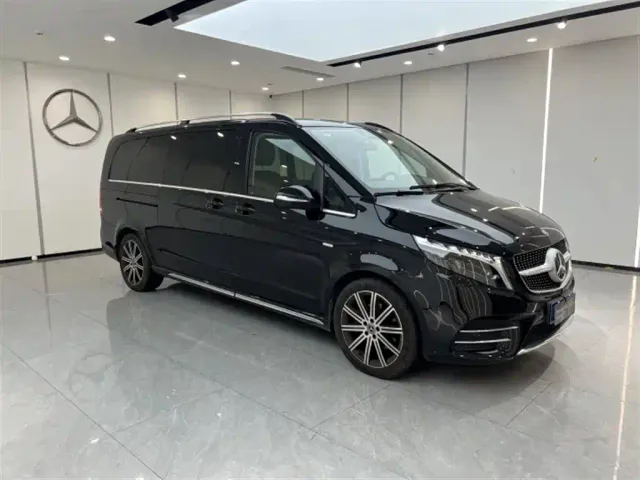 Mercedes-Benz V-Class — Фото автомобиля 3