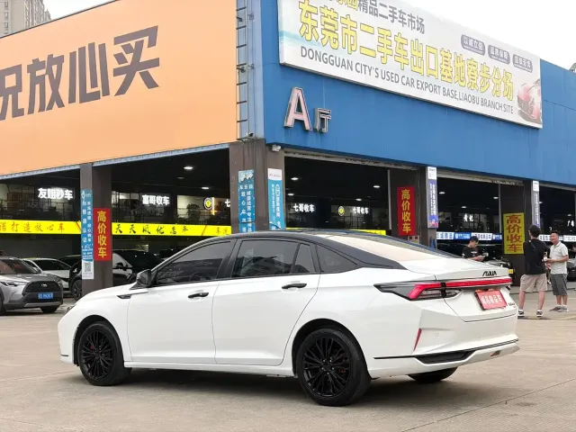 Dongfeng Aeolus Yixuan MAX 2021 1.5T Super Cool Dad Edition — Фото автомобиля 4