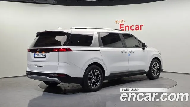 Kia Canival Carnival 4 поколение 9 мест Prestige — Фото автомобиля 2