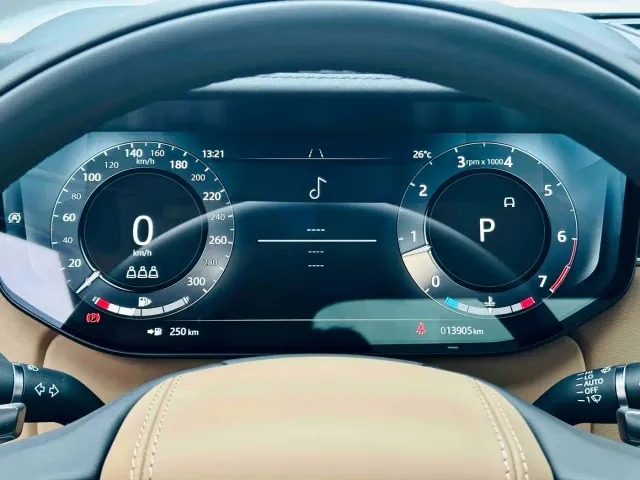 Land Rover Range Rover — Фото автомобиля 10