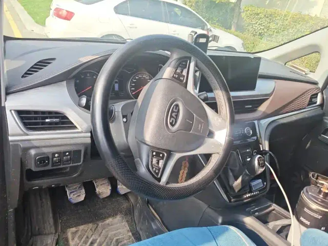 JAC Refine M3 — Фото автомобиля 15