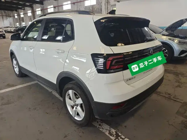 Volkswagen T-Cross — Фото автомобиля 4