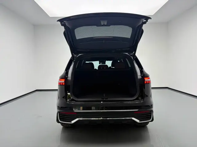 Geely Xingyue L — Фото автомобиля 18