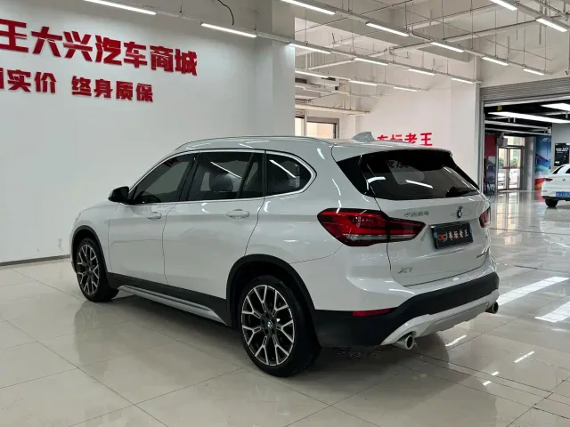 BMW X1 — Фото автомобиля 9