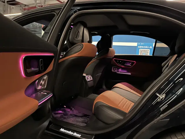 Mercedes-Benz C-Class — Фото автомобиля 10