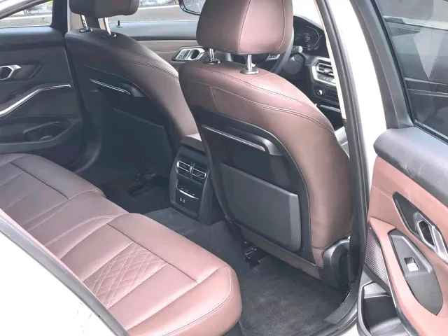 BMW BMW 3 Series 2022 325Li M Sport Package — Фото автомобиля 12