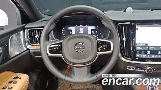 Вольво S60 S60 третьего поколения B5 Ultimate Bright — Фото автомобиля 13