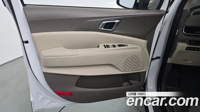 Kia Carnival 4th Gen — Фото автомобиля 13