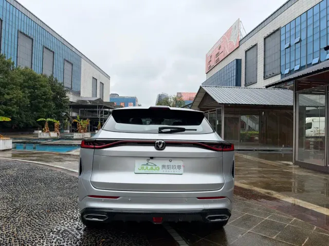 Changan UNI-Z — Фото автомобиля 4