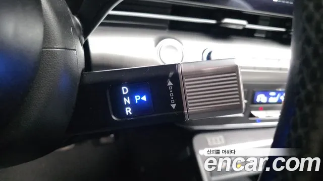 Hyundai Kona — Фото автомобиля 12