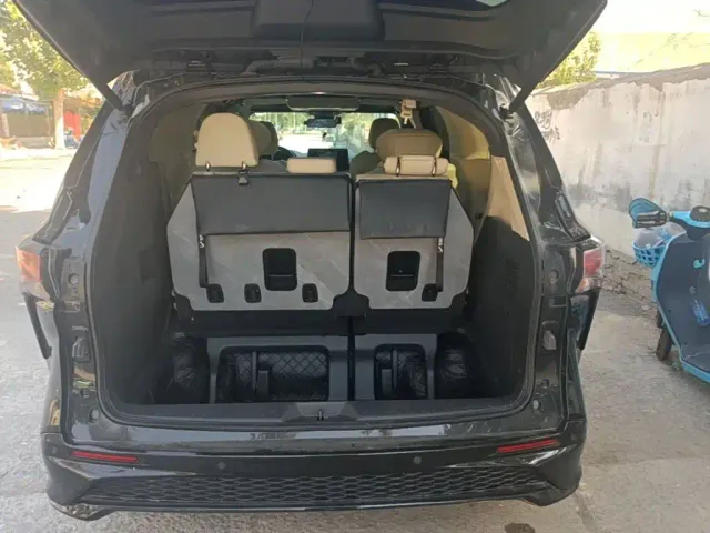 Toyota Granvia — Фото автомобиля 18