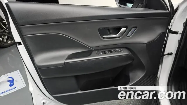 Hyundai Kona SX2 — Фото автомобиля 13