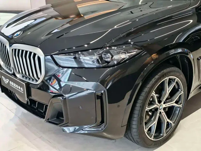 BMW X5 — Фото автомобиля 3