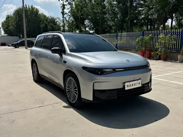 Leapmotor C16 — Фото автомобиля 3