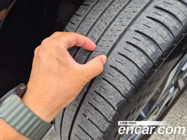 Hyundai Grandeur Grandeur (GN7) 2.5 Бензин 2WD — Фото автомобиля 12