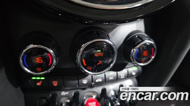 MINI Cooper — Фото автомобиля 29