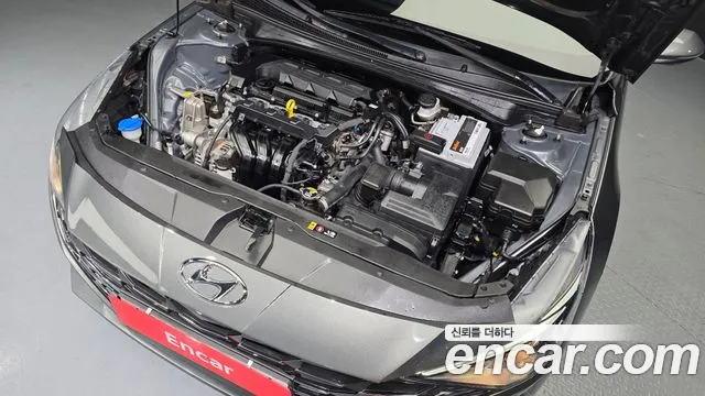 Hyundai AVANTE Avante (CN7) — Фото автомобиля 6