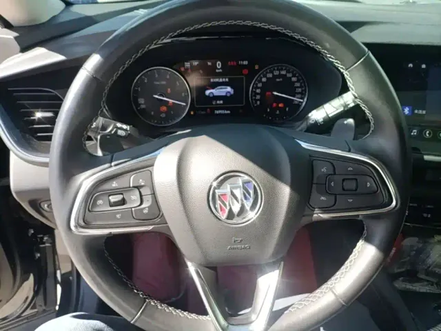 Buick Envision Plus — Фото автомобиля 10