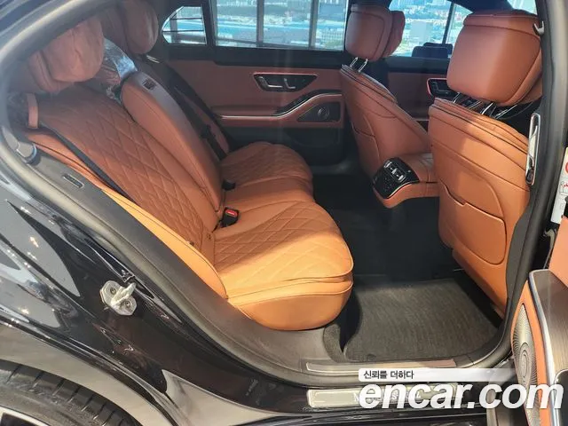 Mercedes-Benz S-Class — Фото автомобиля 17