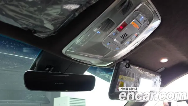 Genesis GV80 — Фото автомобиля 25
