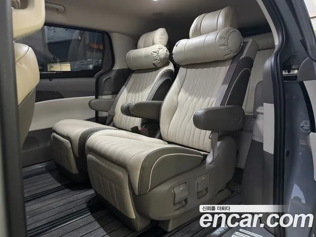 Kia Carnival 4th Gen — Фото автомобиля 15