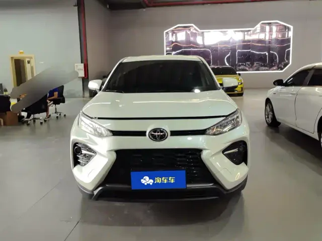 Toyota Wildlander — Фото автомобиля 2