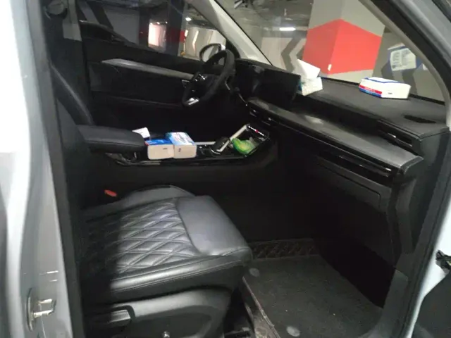 Wuling Asta — Фото автомобиля 8