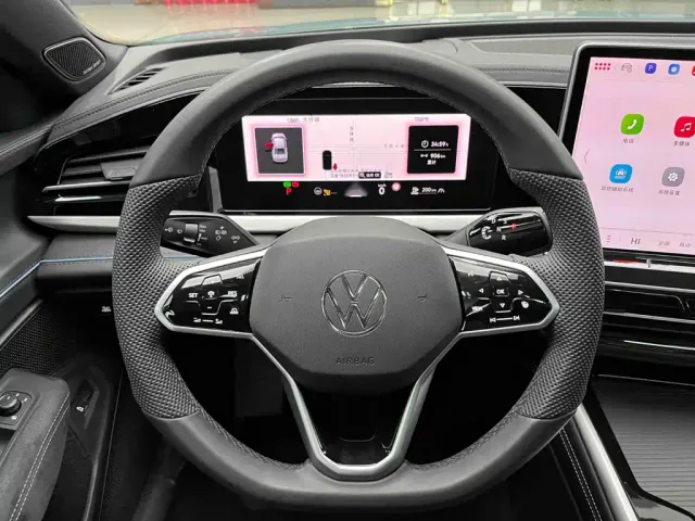 Volkswagen Passat — Фото автомобиля 8