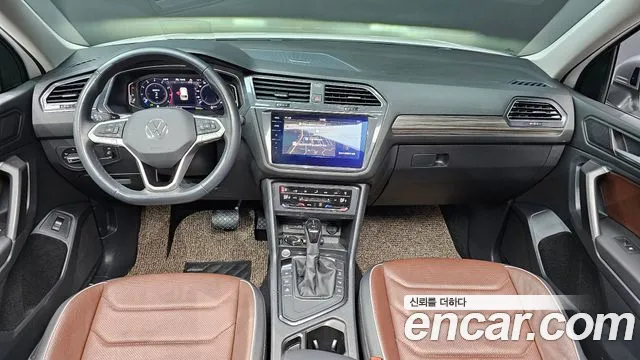 Volkswagen Tiguan — Фото автомобиля 7
