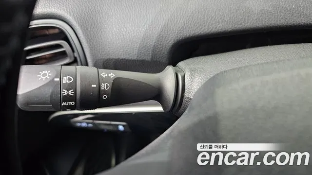 Toyota Prius — Фото автомобиля 26
